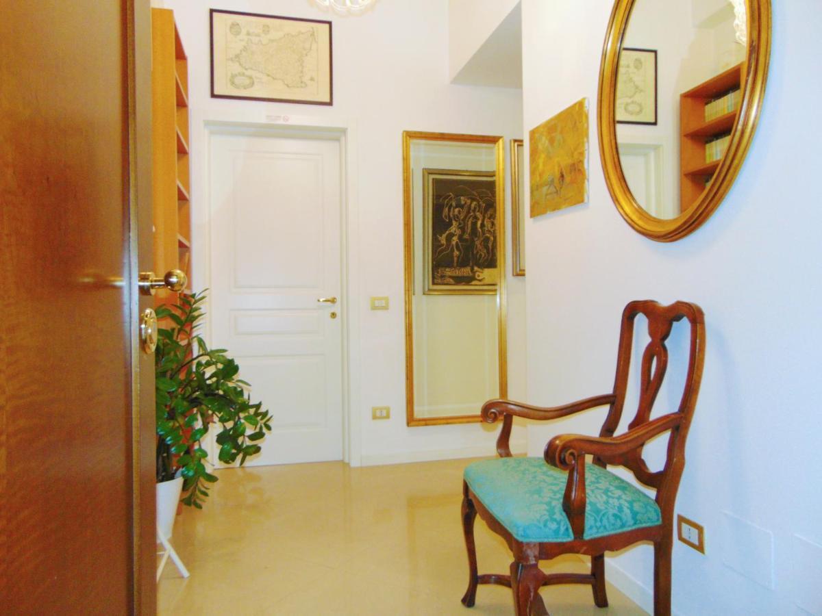 The Best Bedroom In Milan Bagian luar foto